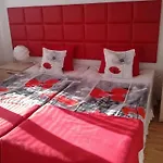 Bellerose *