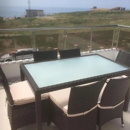 Bellerose Villa Bozhurets