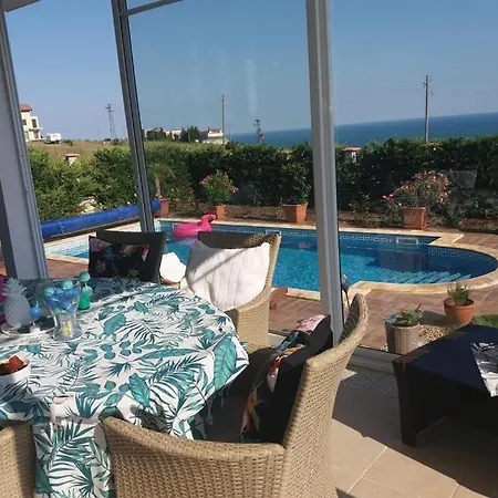 Bellerose Villa Bozhurets