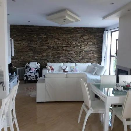 Bellerose וילה *