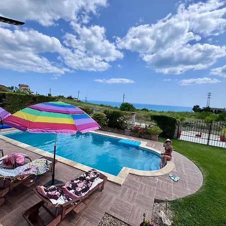 Villa Bellerose
