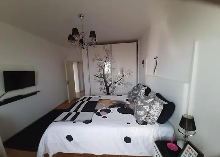 Villa Bellerose Bozhurets