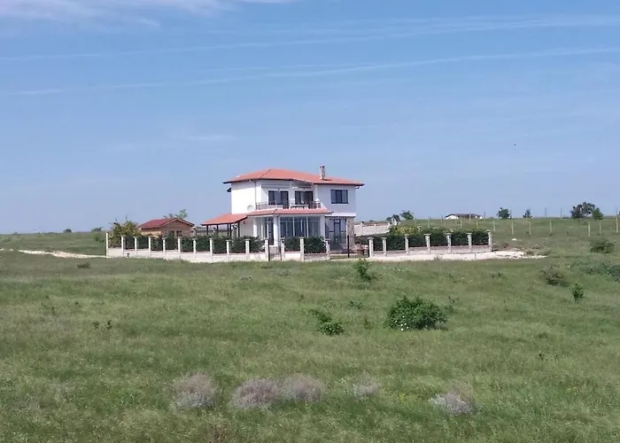 Villa Bellerose Bozhurets